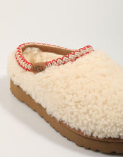 ZUECOS UGG TASMAN MAXI CURLY en color Hielo