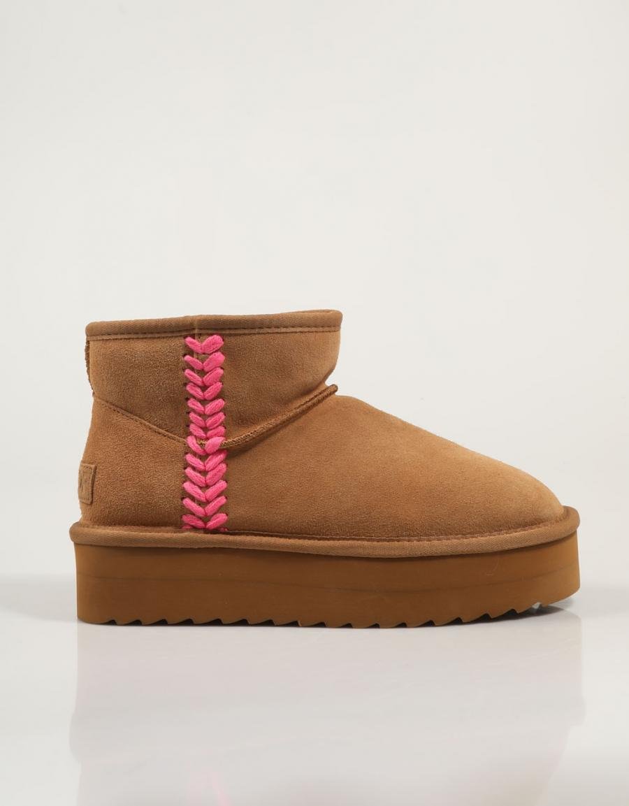 Farben von Kalifornien Ywpla 10 Knöchelstiefel in Beige