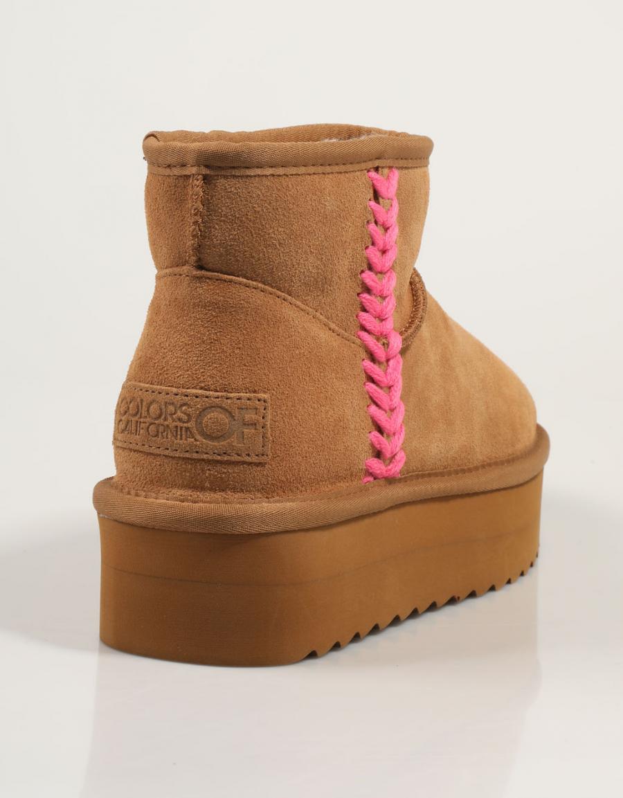 Farben von Kalifornien Ywpla 10 Knöchelstiefel in Beige