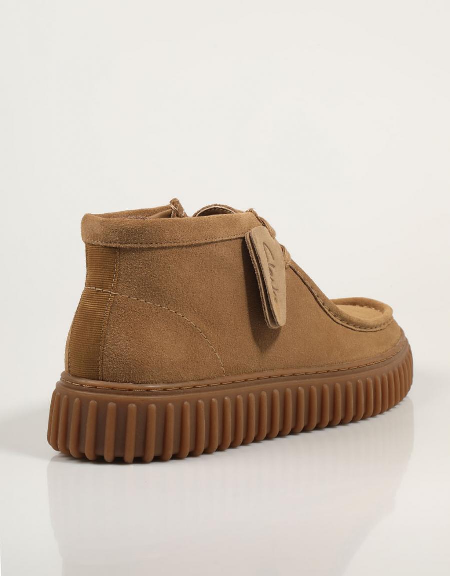 BOTINES CLARKS TORHILL HI en color Taupe