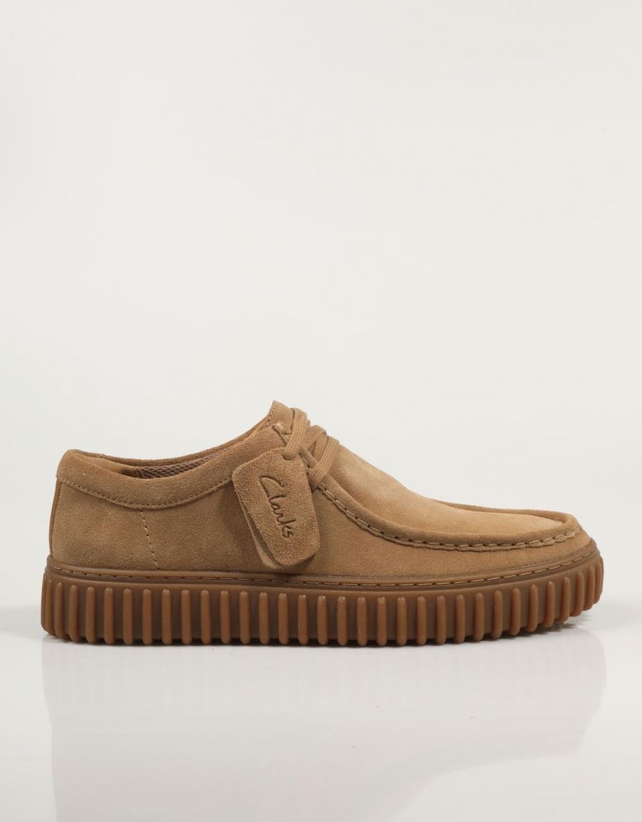 ZAPATOS SPORT CLARKS TORHILL LO en color Taupe