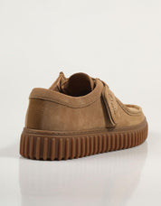 ZAPATOS SPORT CLARKS TORHILL LO en color Taupe