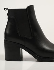 ALPE 2404 17 botas de tornozelo em preto