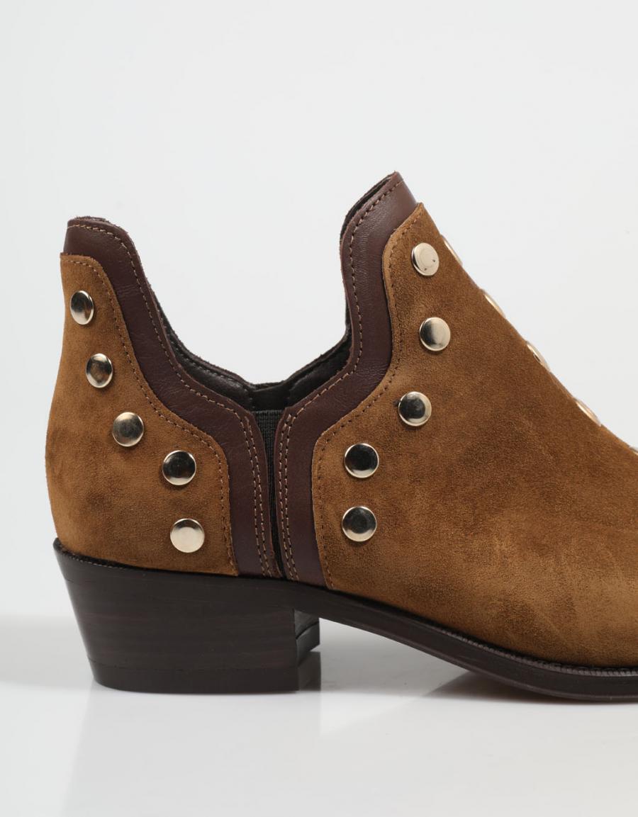 Alpe 2551 11 botas de tornozelo na cor de couro