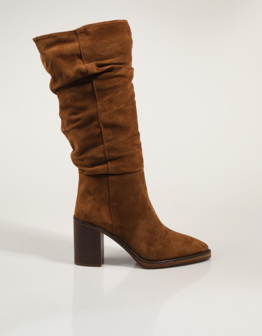 ALPE 5219 11 botas na cor de couro