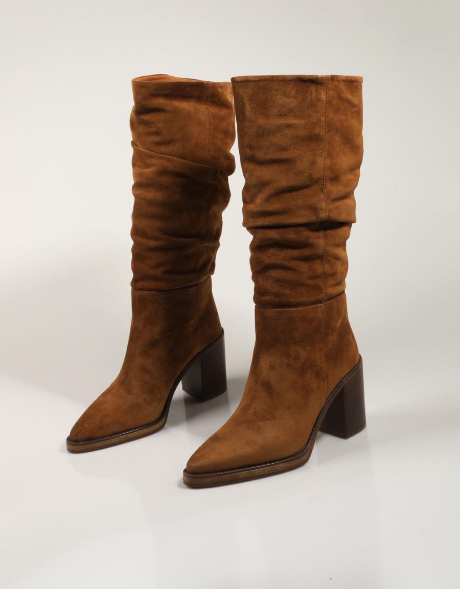 ALPE 5219 11 botas na cor de couro