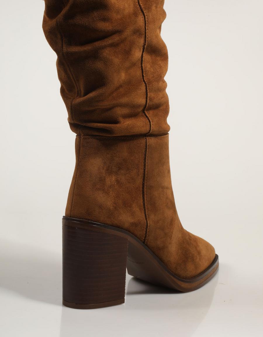 ALPE 5219 11 botas na cor de couro