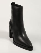 Alpe 5221 Stiefel in Schwarz