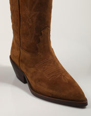 BOTAS ALPE 5255 11 en color Cuero