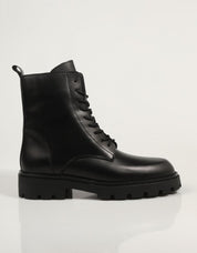 ALPE 5311 17 botas de tornozelo em preto