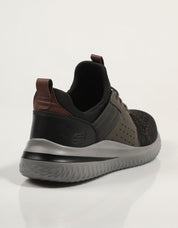 ZAPATOS SPORT SKECHERS DELSON 3 0 CICADA en color Negro