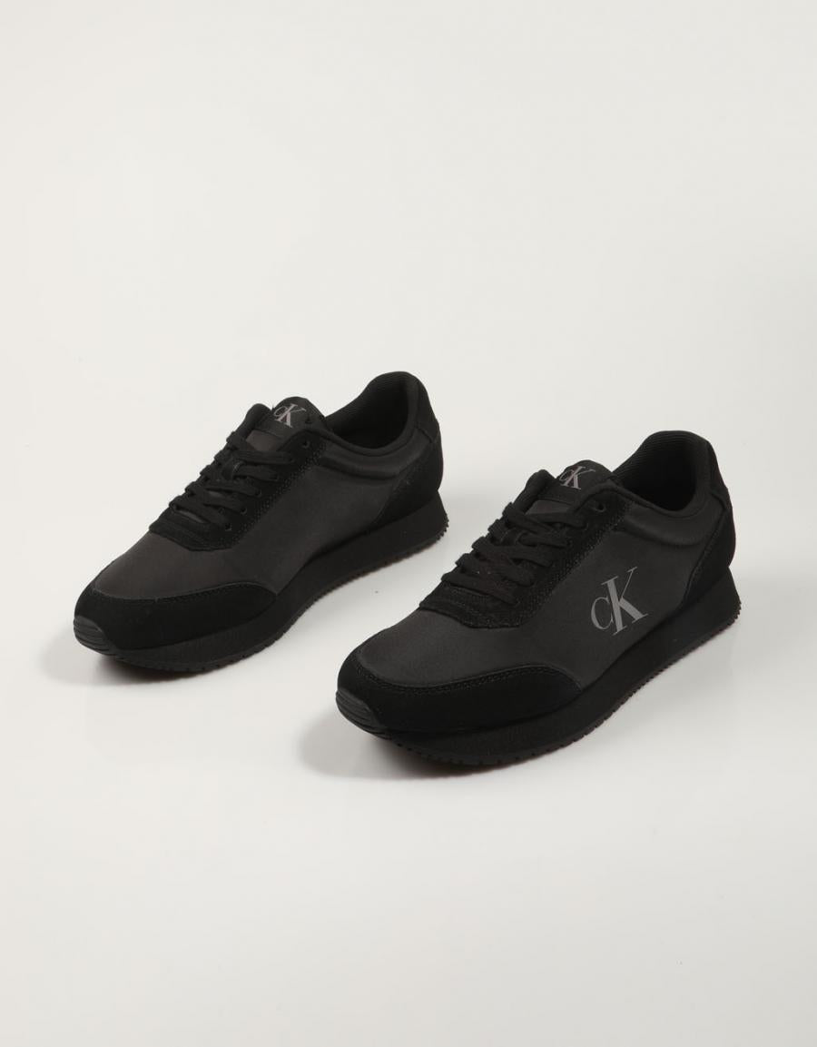 Calvin Klein Retro Runner SNK SNK Sneakers in Schwarz