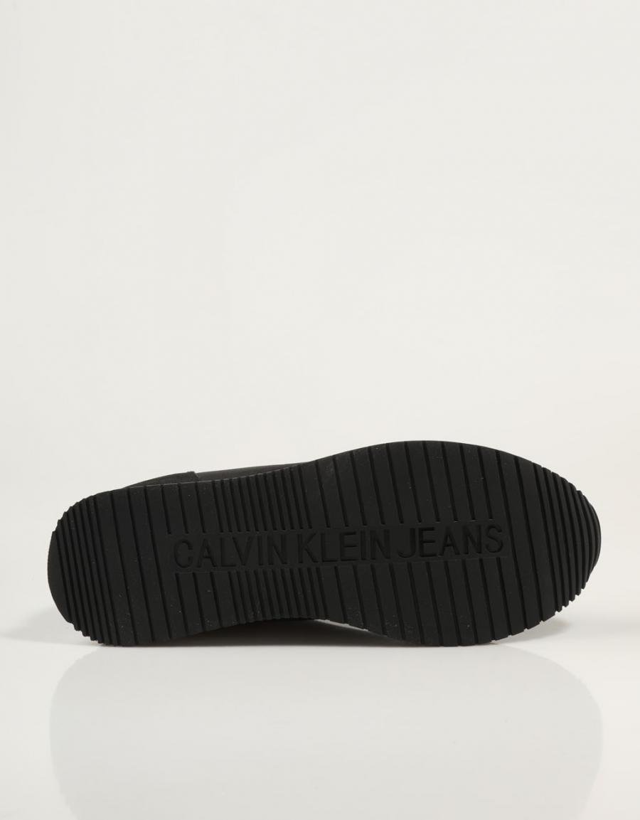 Zapatillas Calvin Klein Runner Lace Up Low Mg Mix en Color Negro