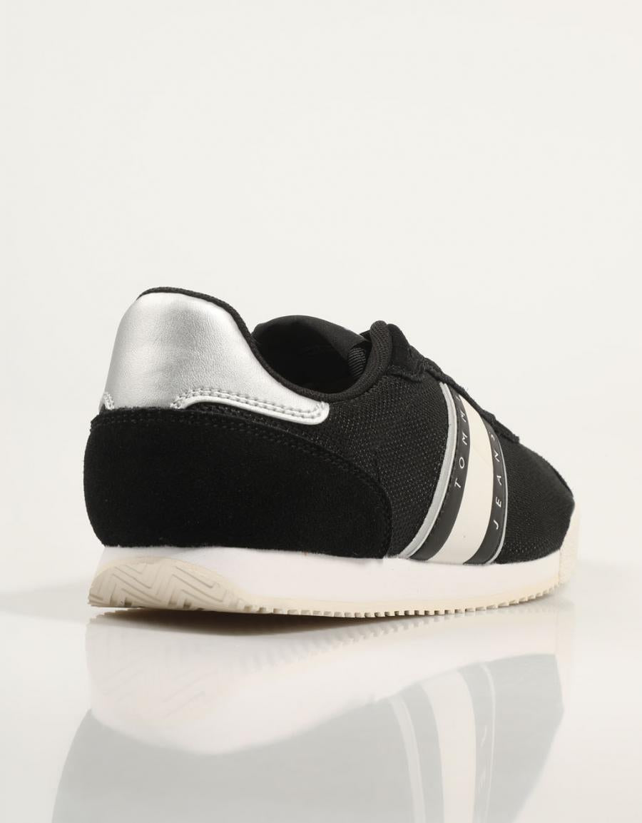 Tommy Hilfiger TJW scarpe corridore a basso profilo in nero
