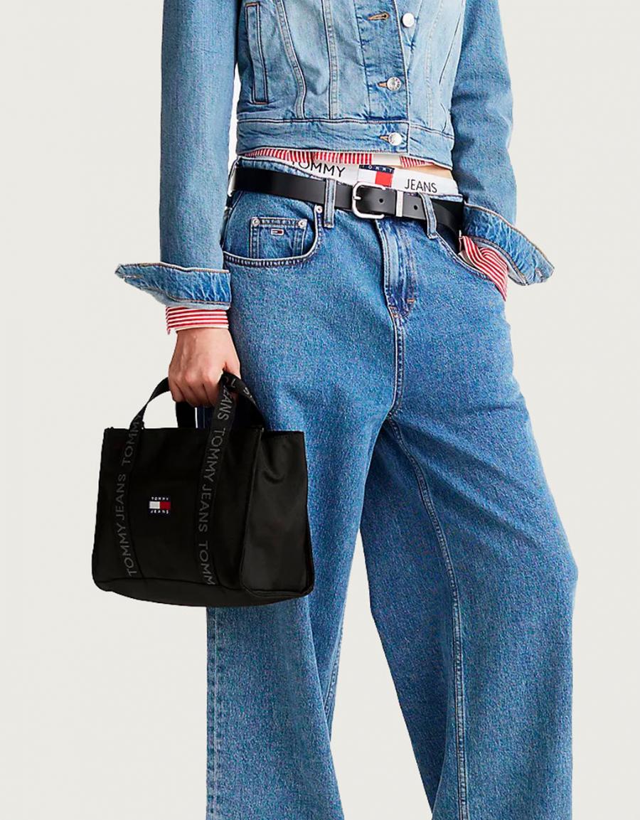 Tommy Hilfiger TJW Ess Daily Mini tote in nero