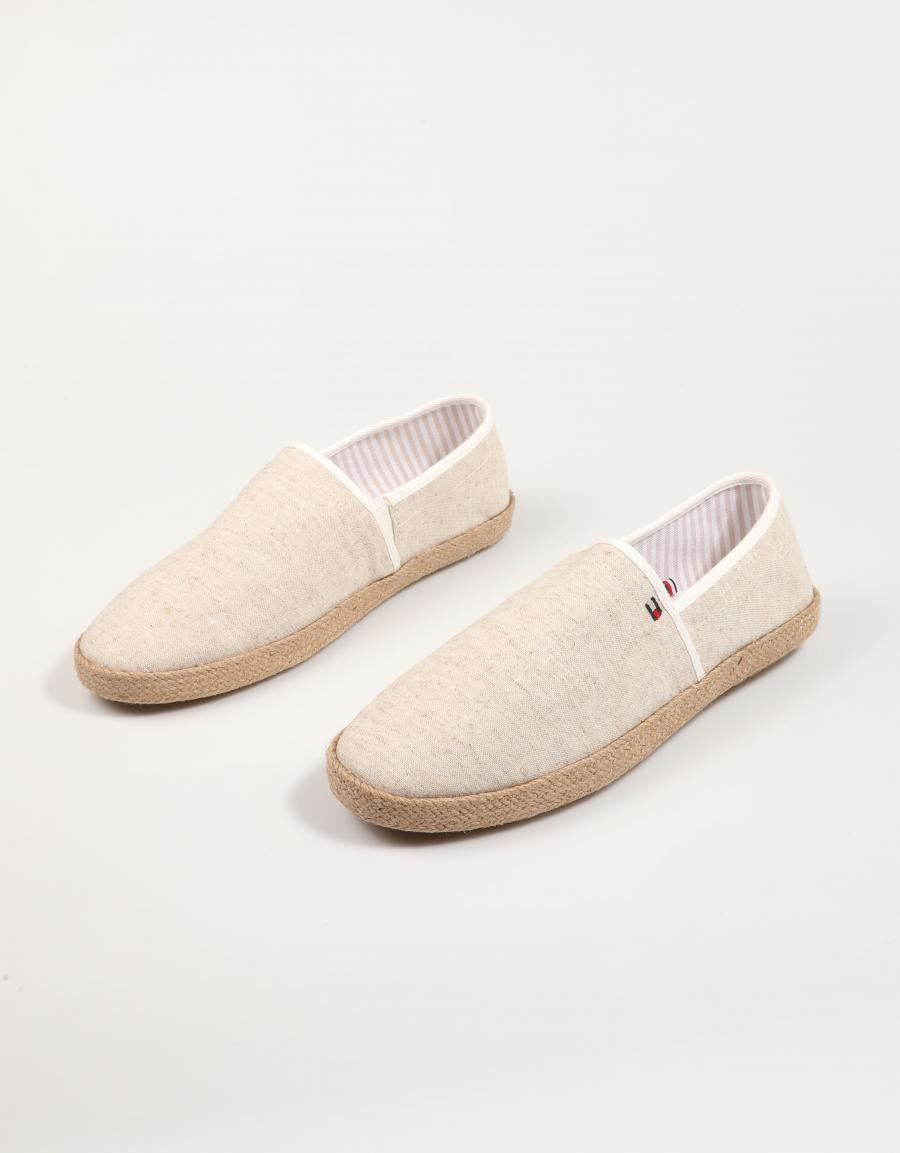 ESPARDEÑAS TOMMY HILFIGER JOE HILFIGER CHAMBRAY ESPADRILLE en color Beige