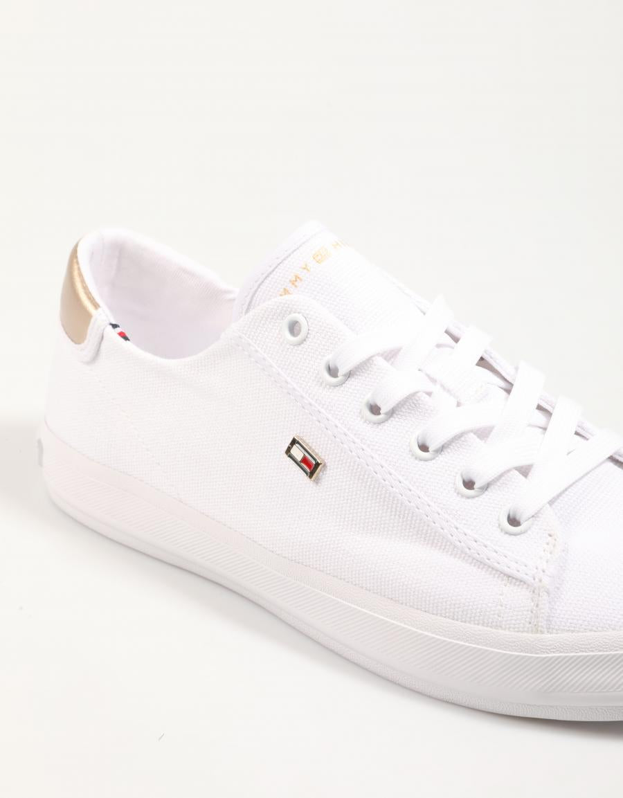 Tommy Hilfiger Foxie IV Vulc Canvas Lace Sne in bianco