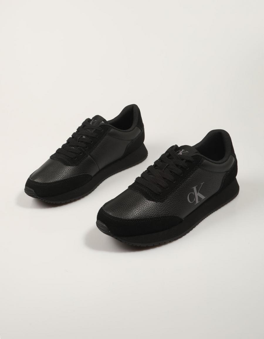 ZAPATILLAS CALVIN KLEIN RUNNER SOCK LACEUP LOW MIX en color Negro