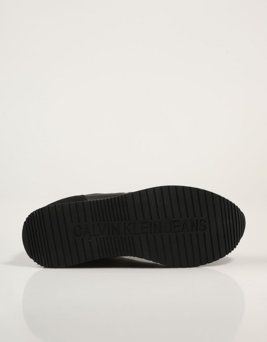 ZAPATILLAS CALVIN KLEIN RUNNER SOCK LACEUP LOW MIX en color Negro