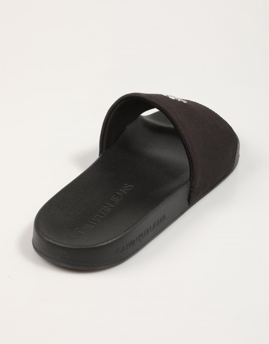 Calvin Klein Miami Slide Monogram Hardware en noir