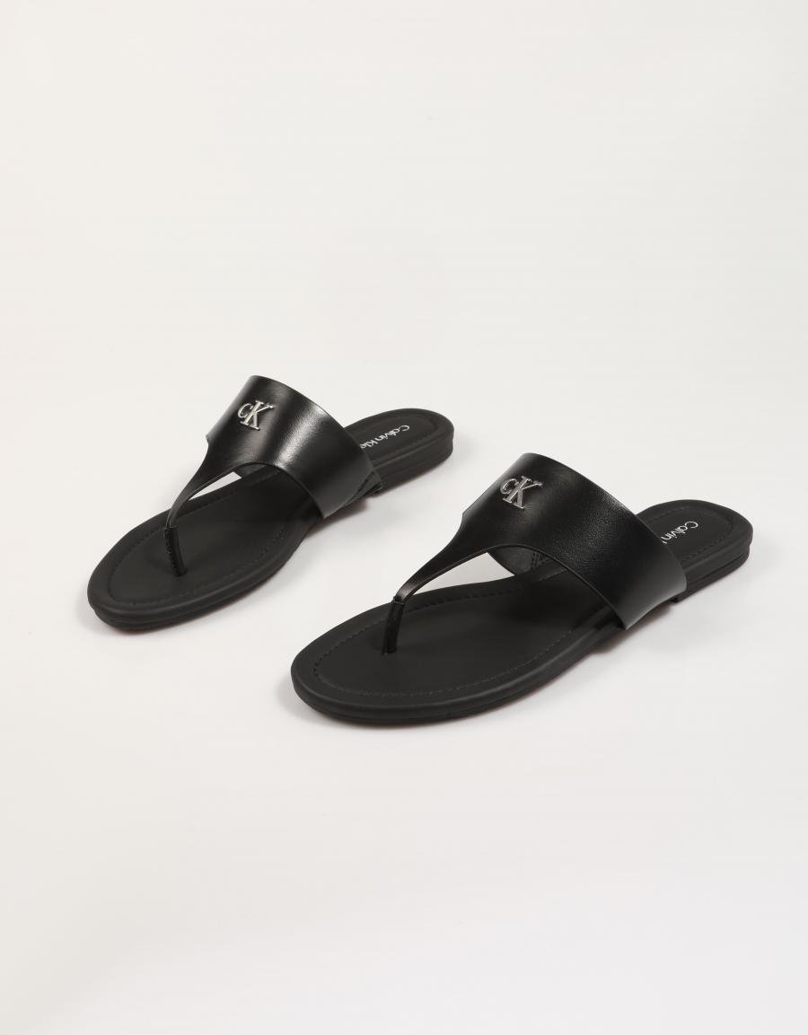 SANDALIAS CALVIN KLEIN SAN PAULO FLAT SANDAL TOEPOST MG en color Negro
