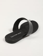 SANDALIAS CALVIN KLEIN SAN PAULO FLAT SANDAL TOEPOST MG en color Negro