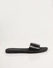 SANDALIAS CALVIN KLEIN SAN PAULO FLAT SANDAL SLIDE MG en color Negro