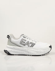 ZAPATILLAS ARMANI EA7 CRUSHER SONIC TRAIL X8X177 XK381 en color Blanco