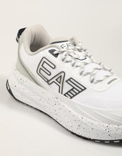 ZAPATILLAS ARMANI EA7 CRUSHER SONIC TRAIL X8X177 XK381 en color Blanco