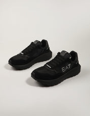 ZAPATILLAS ARMANI EA7 WADER X8X186 XK401 en color Negro