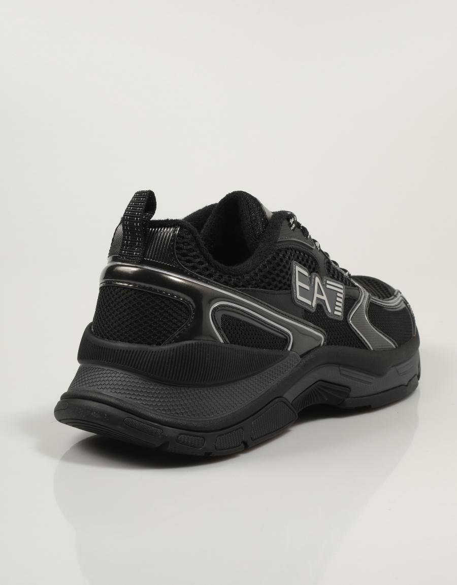 ZAPATILLAS ARMANI EA7 PREDATOR X8X249 XK446 en color Negro