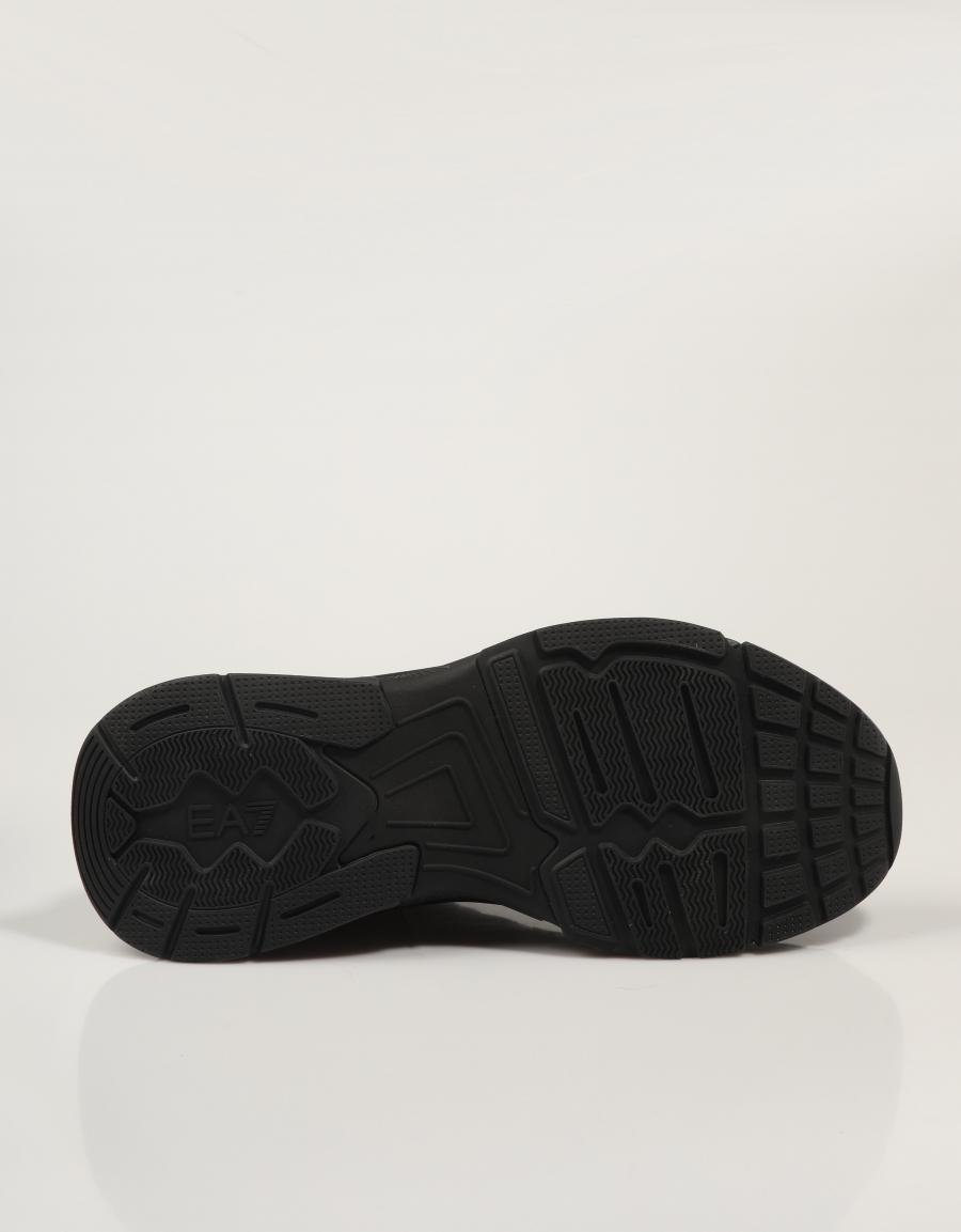 ZAPATILLAS ARMANI EA7 PREDATOR X8X249 XK446 en color Negro