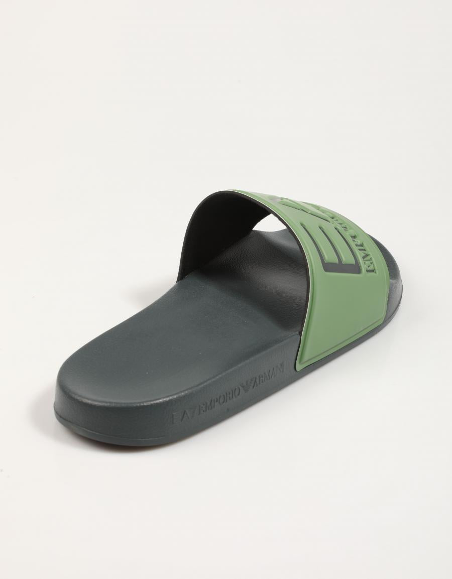 CHANCLAS ARMANI EA7 SLIPPER X000108 AF15118 en color Kaki