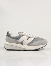 ZAPATILLAS NEW BALANCE U370 en color Gris
