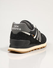 ZAPATILLAS NEW BALANCE U574 en color Negro