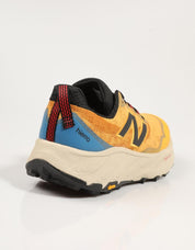 Sneakers NEW BALANCE Mthier Hierro V9 in yellow