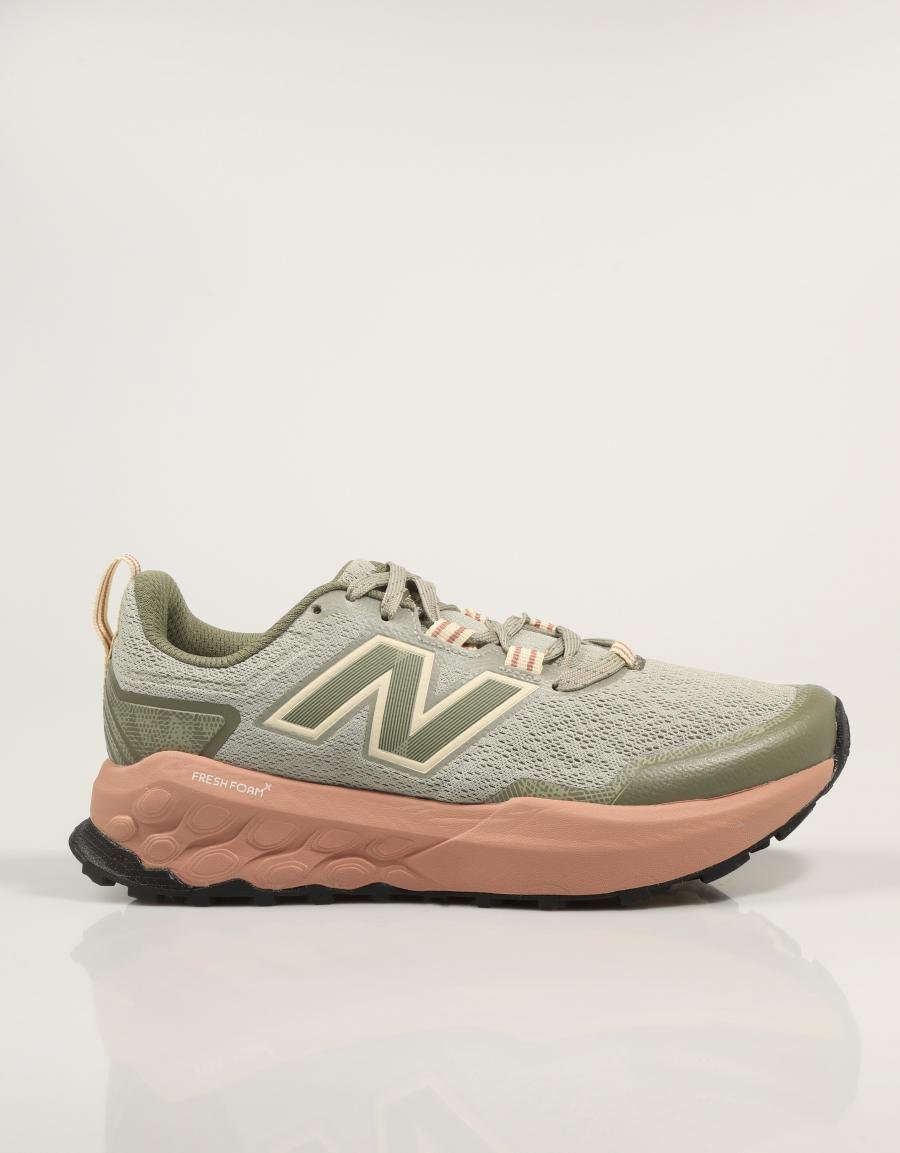 Sneakers NEW BALANCE Wtgaro Garoe V2 en couleur kaki