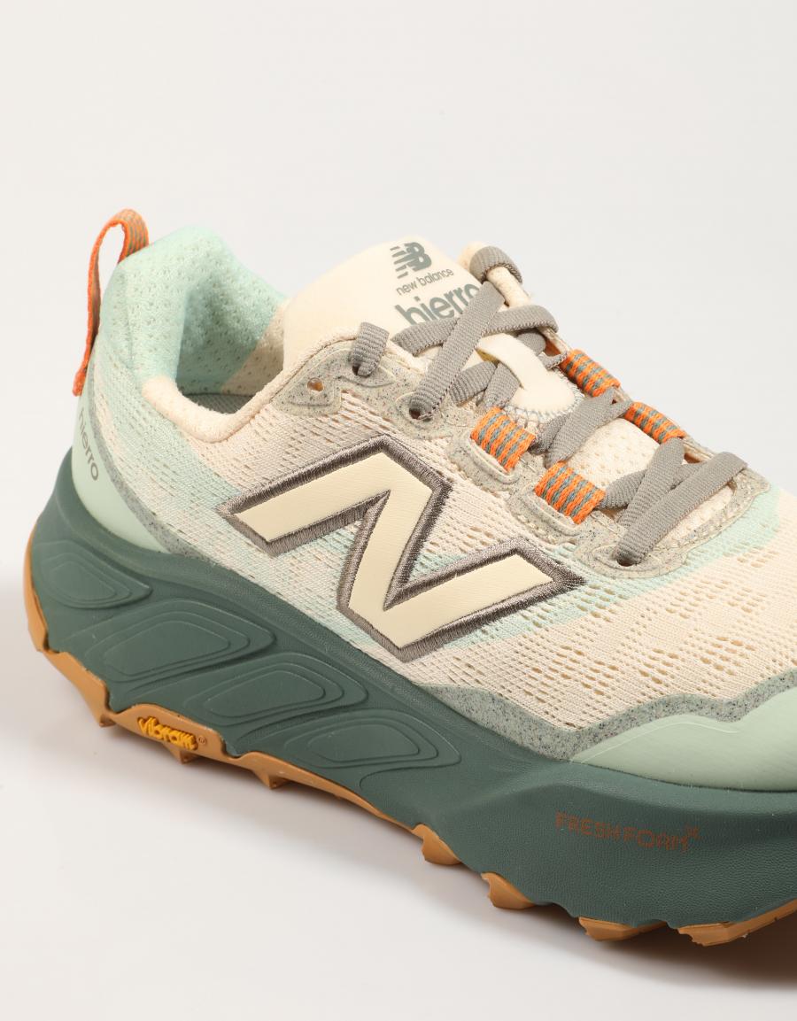 Sneakers NEW BALANCE Wther Hierro V9 en beige
