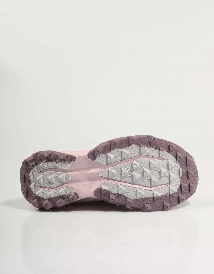 ZAPATILLAS NEW BALANCE WTTTRS TEKTREL en color Negro