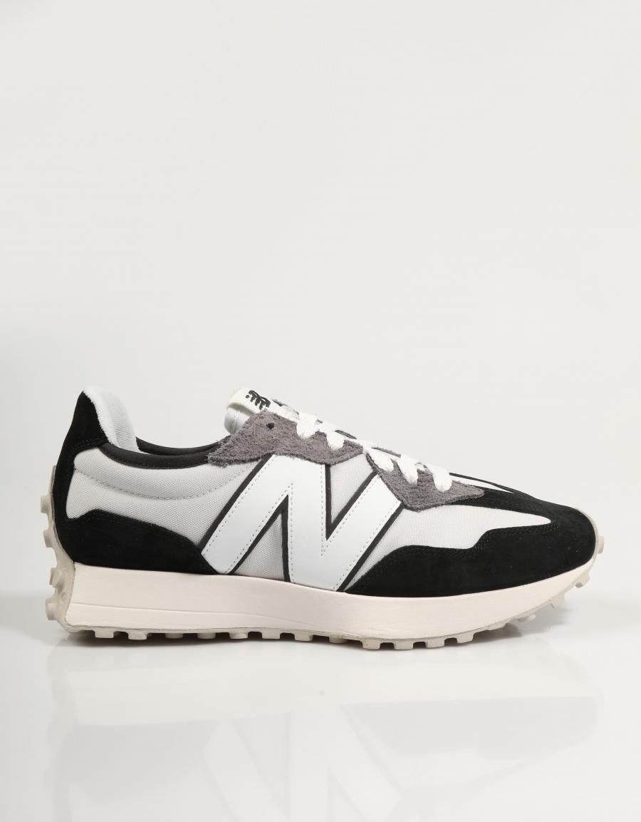 Turnschuhe NEW BALANCE U327 in schwarzer Farbe