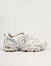 Tênis NEW BALANCE U530 em branco