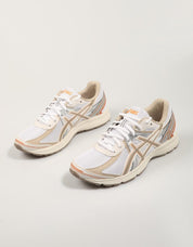 Asics Jog 100 S shoes in white
