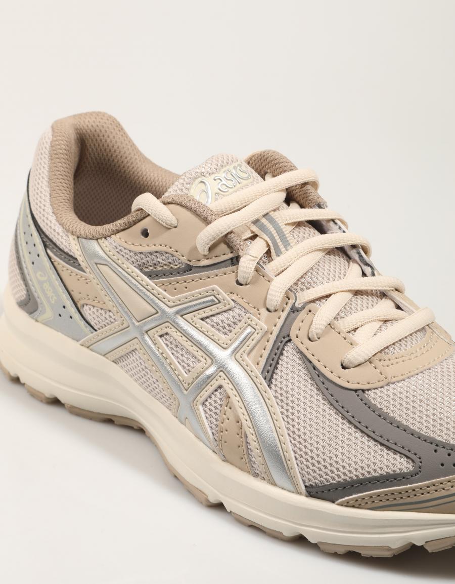 Asics Jog 100 S shoes in beige