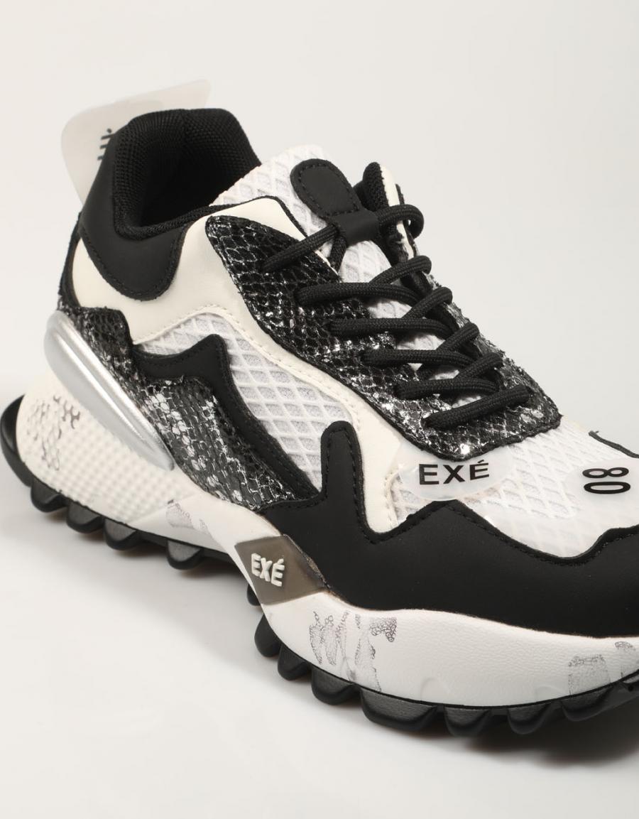 Exe d190608 17 Sneaker in Schwarz
