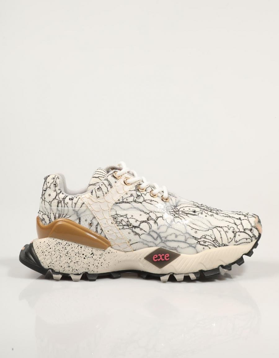 EXE 134 102 baskets en couleur multicolore