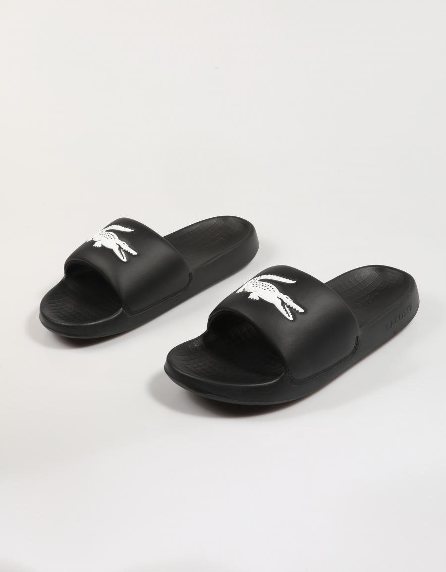 CHANCLAS LACOSTE SERVE SLIDE 1 0 en color Negro