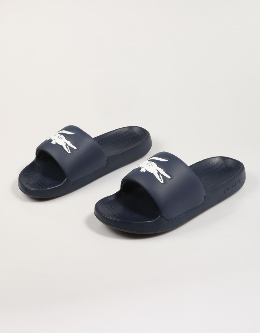 CHANCLAS LACOSTE SERVE SLIDE 1 0 en color Azul marino