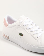 Lacoste PowerCourt Sneakers en blanc