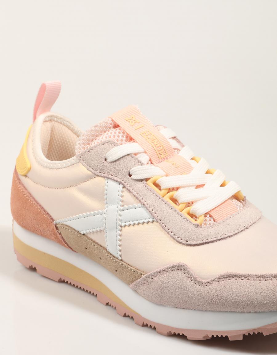 ZAPATILLAS MUNICH UM WMN en color Rosa