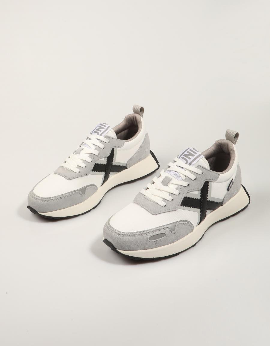 ZAPATILLAS MUNICH XEMINE en color Blanco